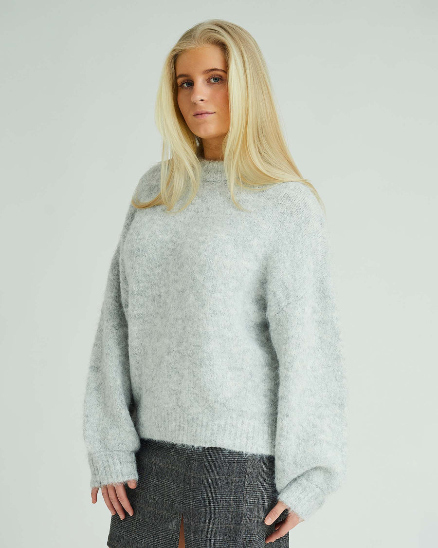 Patrisia solid knit