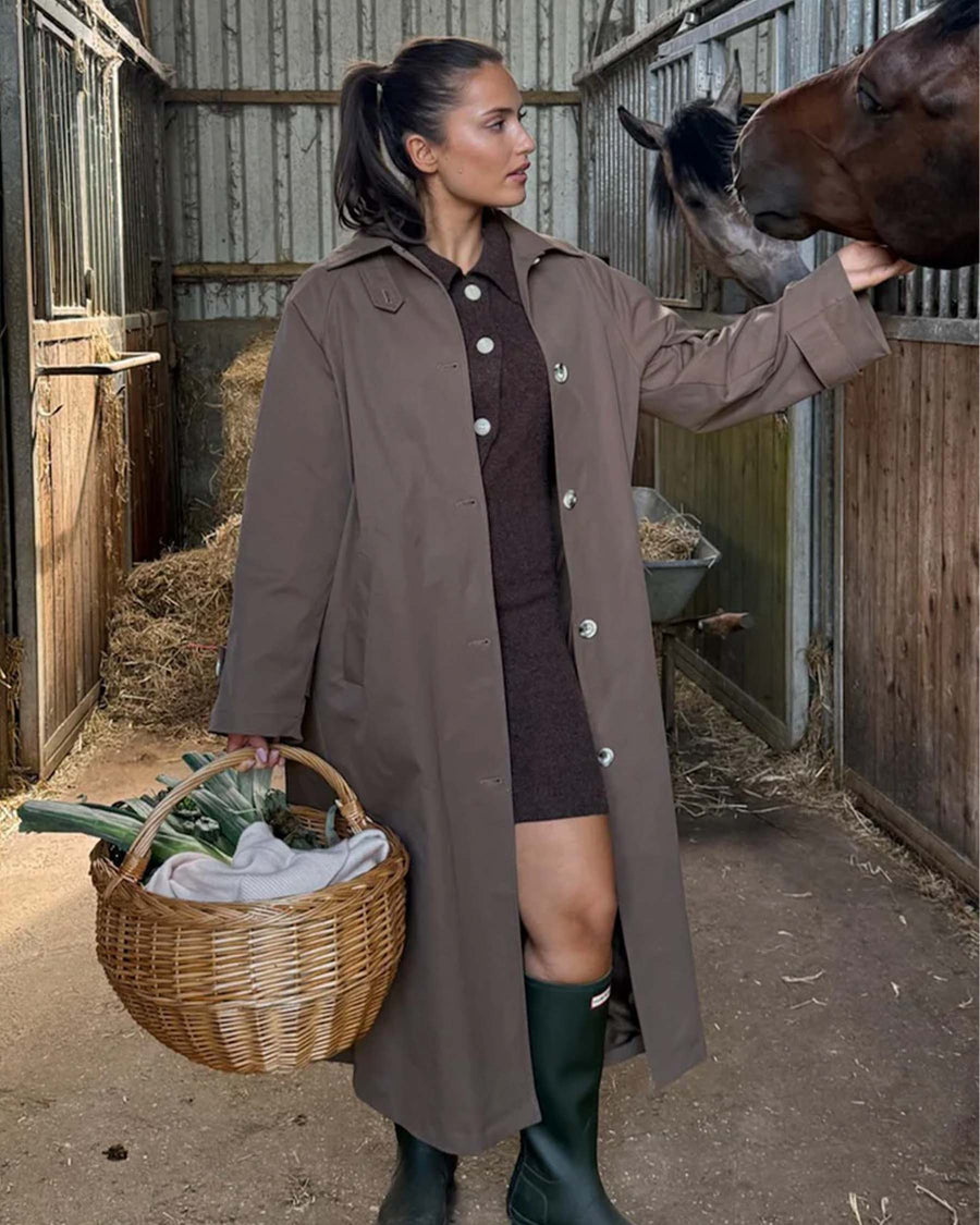 Avaic trenchcoat