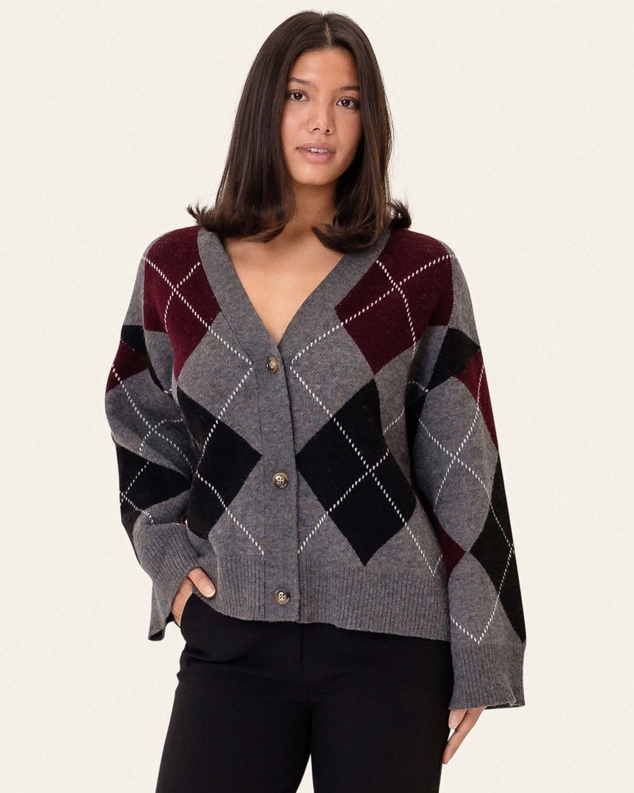 Saschaic cardigan