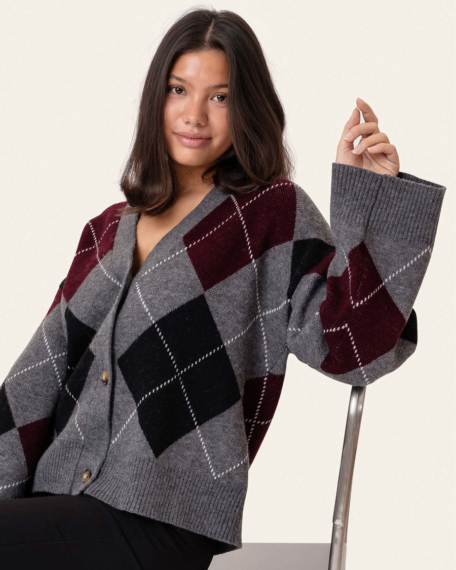 Saschaic cardigan
