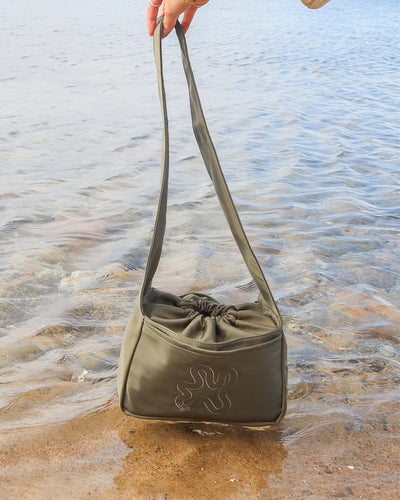 Vandafvisende mini crossbodyThumbnail 