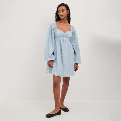 Puffy sleeve dressThumbnail 