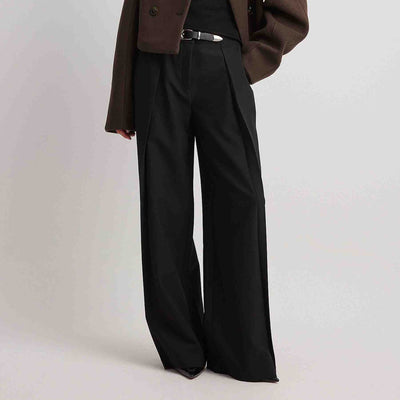 Pleat detail suitThumbnail 