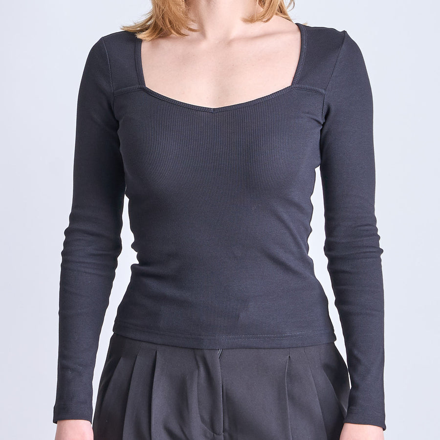 Purmynte heart neck blouse