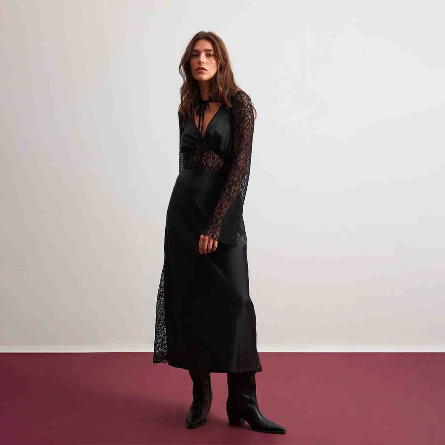 Lace details dress