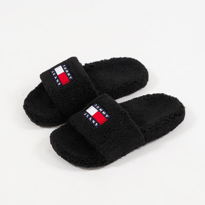 Tommy jeans slideThumbnail 