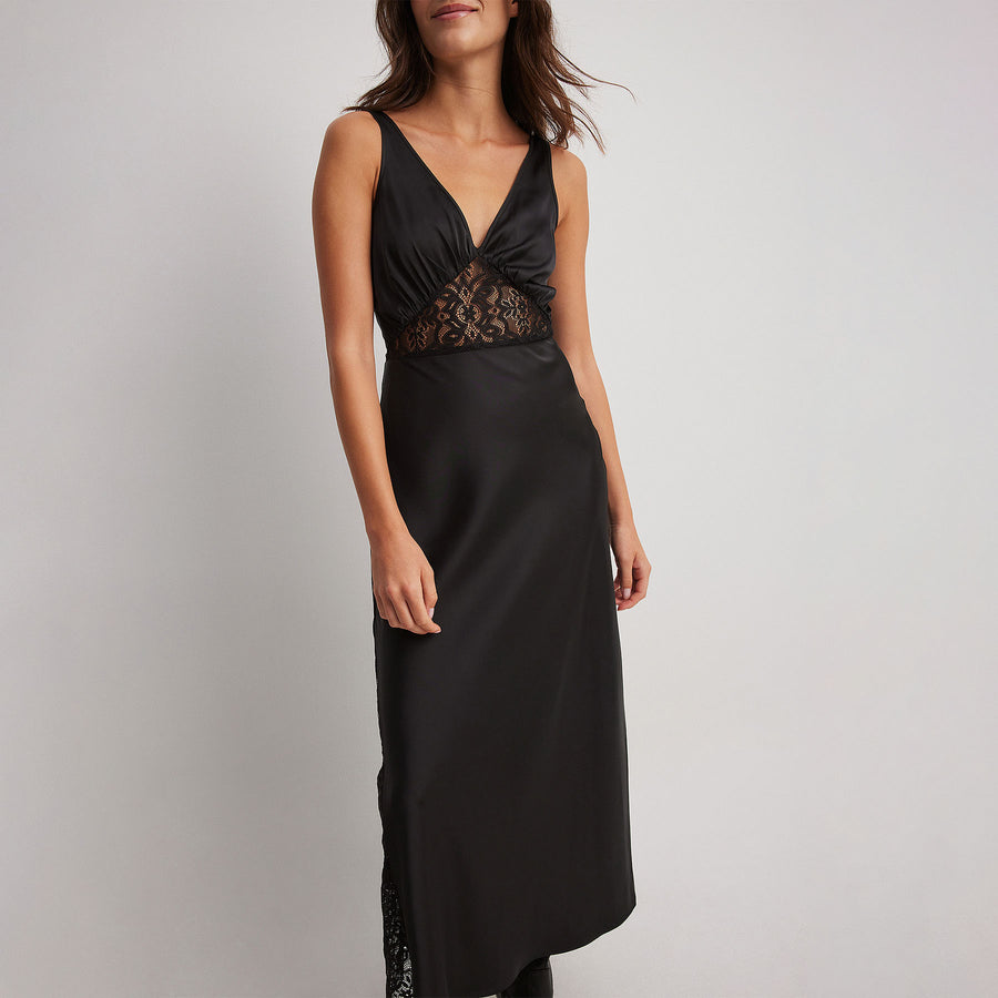 Lace details dress