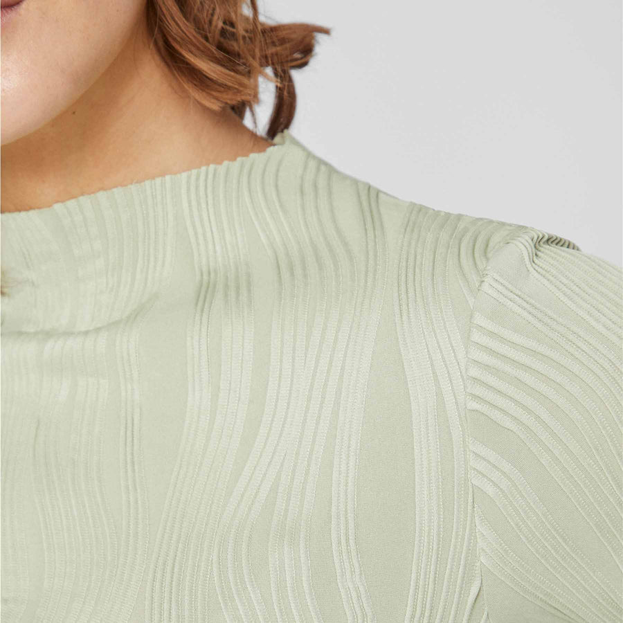 Vinira funnel neck l/s top