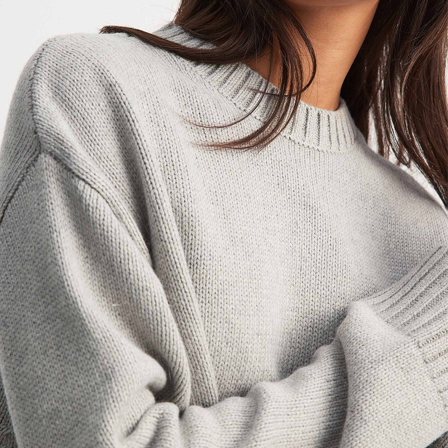 Oversized round neck