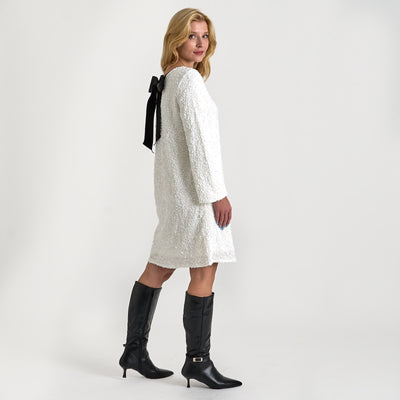 Viaria o-neck open back dressThumbnail 