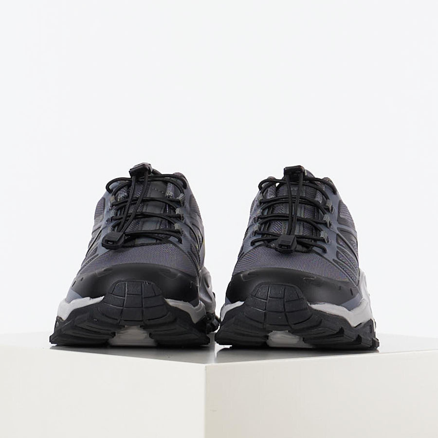 Climb sneaker