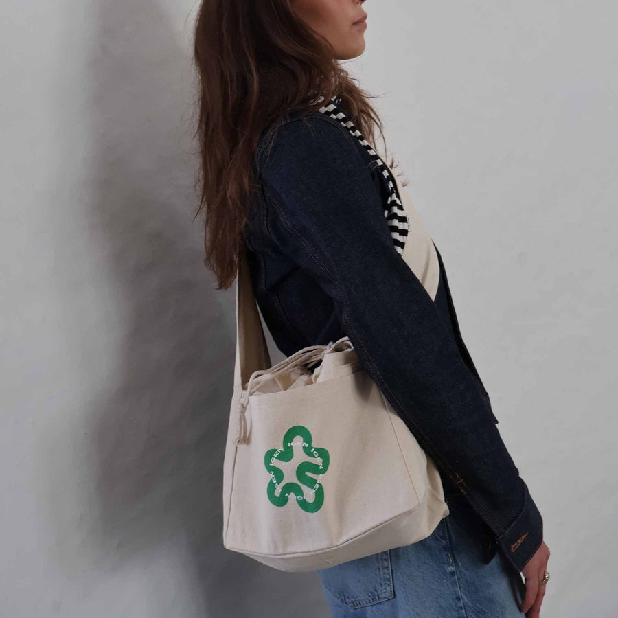 Crossbody mini shopper