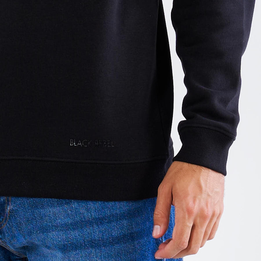 Basic half zip