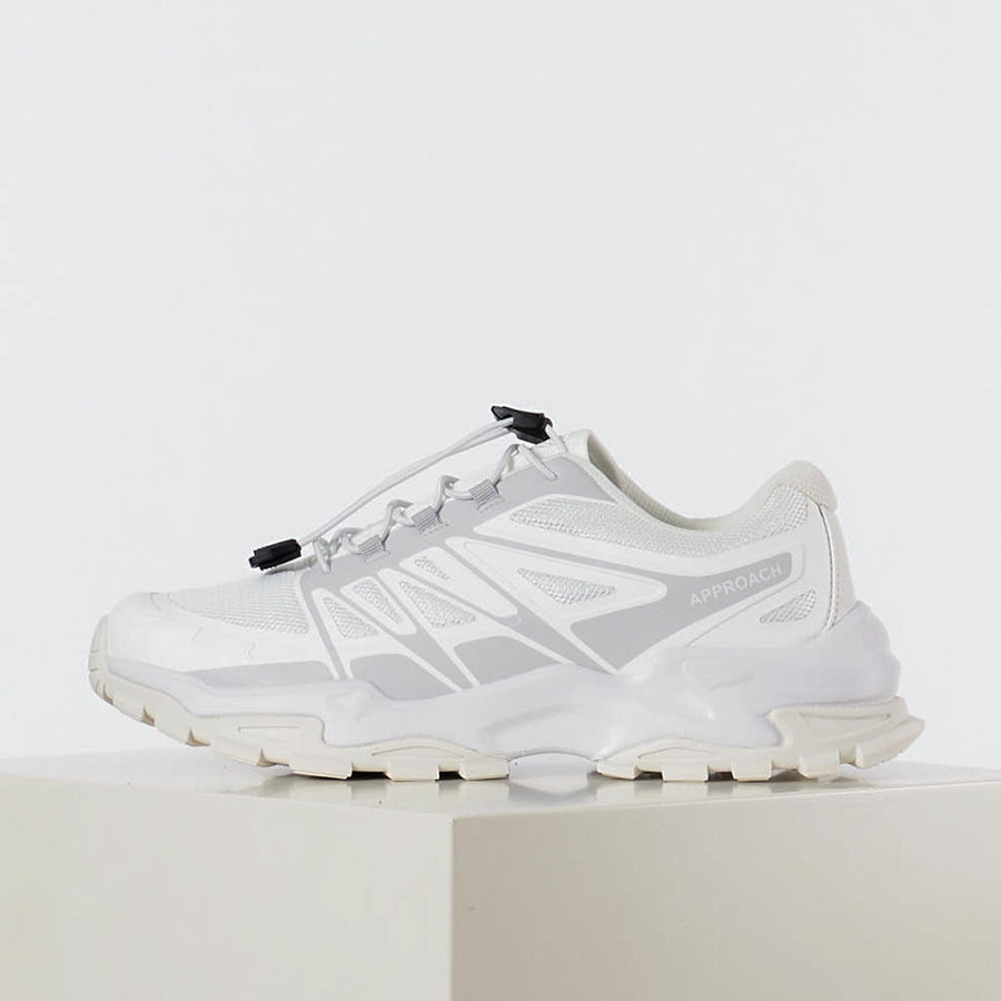Climb sneaker