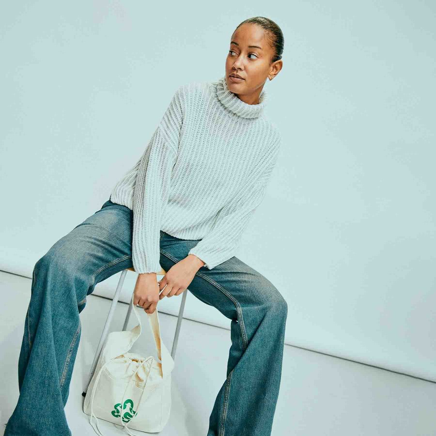 Crossbody mini shopper