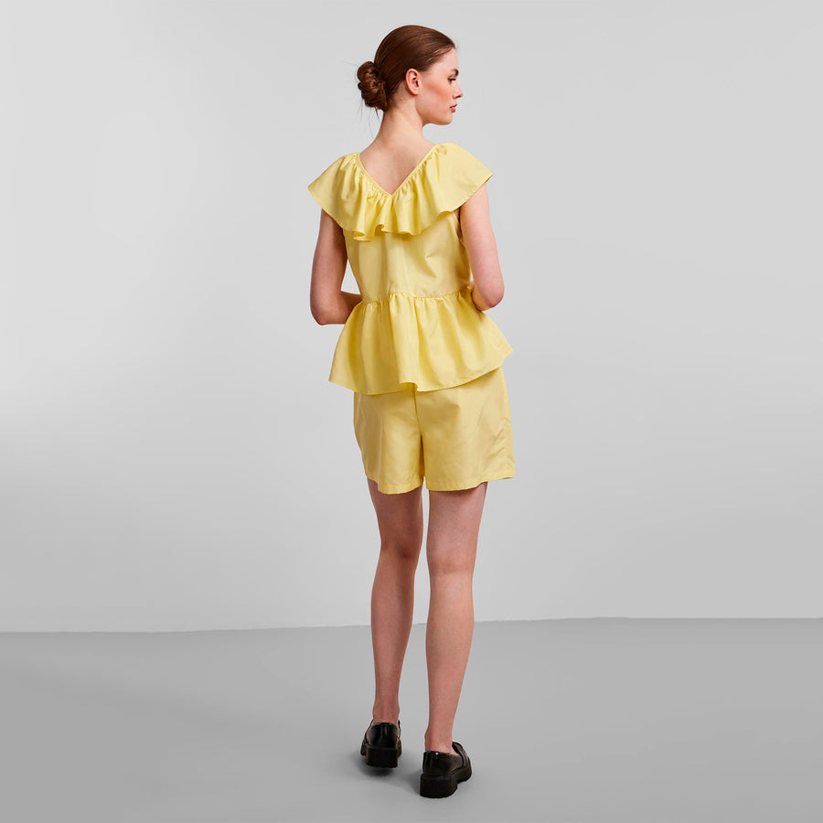 Pcchrilina frill top