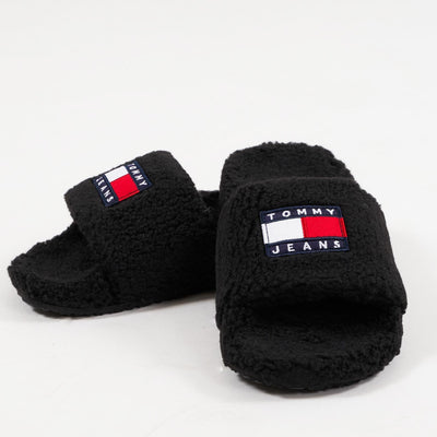 Tommy jeans slideThumbnail 