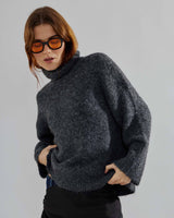 Nona fluffy highneck knit