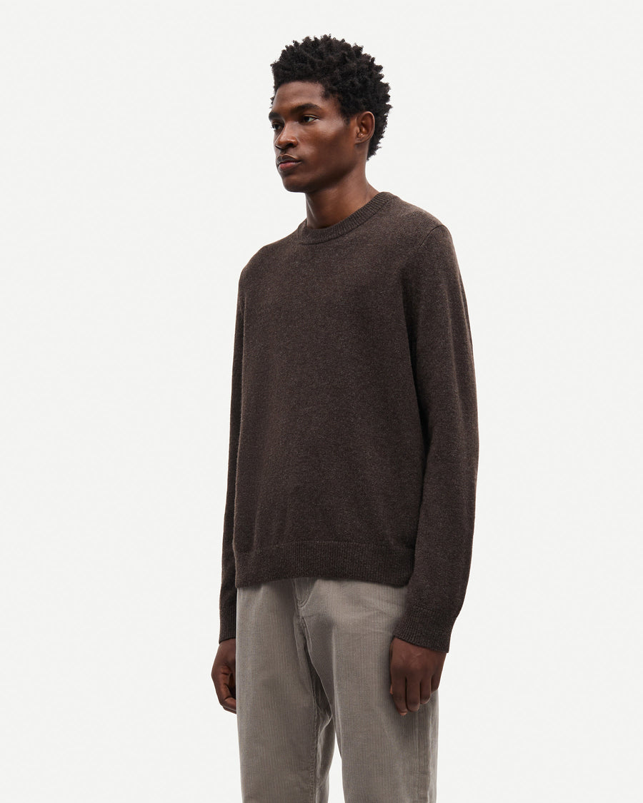 Isak knit sweater