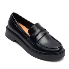 Ideal shoes - Clara loafers