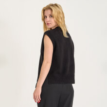 Pure friday - Purvalja knit vest