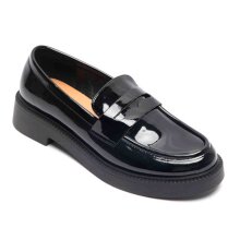 Ideal shoes - Clara shiny loafer