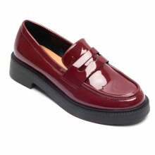 Ideal shoes - Clara shiny loafer